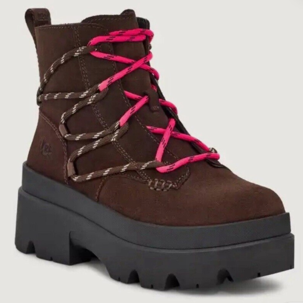 UGG Brisbane Lace-up boots